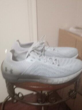 Under Armour HOVR Sonic 2 Grey Athletic Running Shoes 3021586-100 Men's Size 12